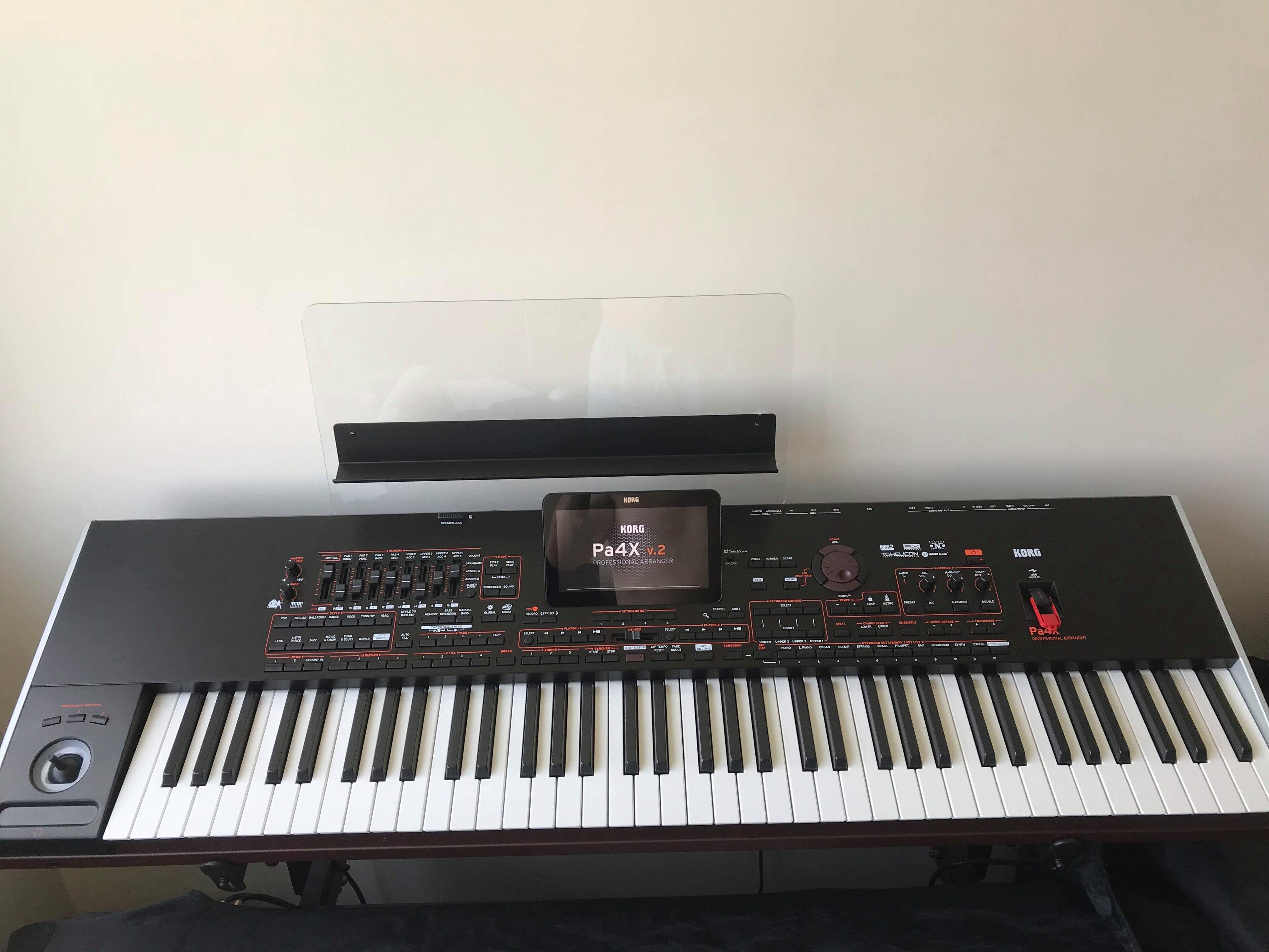 Korg Pa5X , Korg Pa4X , Korg PA-1000, Yamaha Genos 76-Key, Yamaha PSR-SX900, Korg Kronos2, Korg OASYS,  Yamaha Montage 8 , Roland FANTOM-8, Roland JUPITER-X