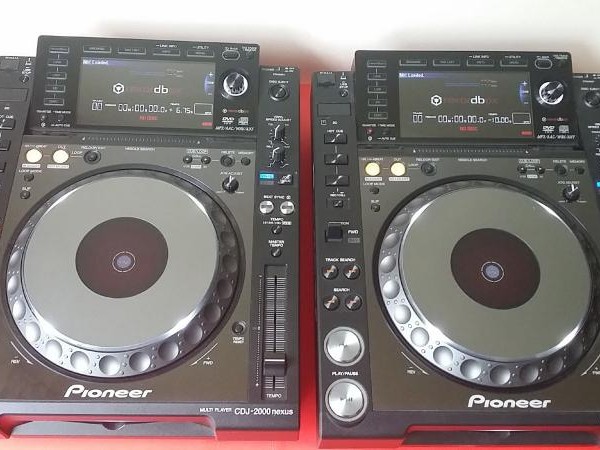 new Pioneer CDJ-2000 Nexus