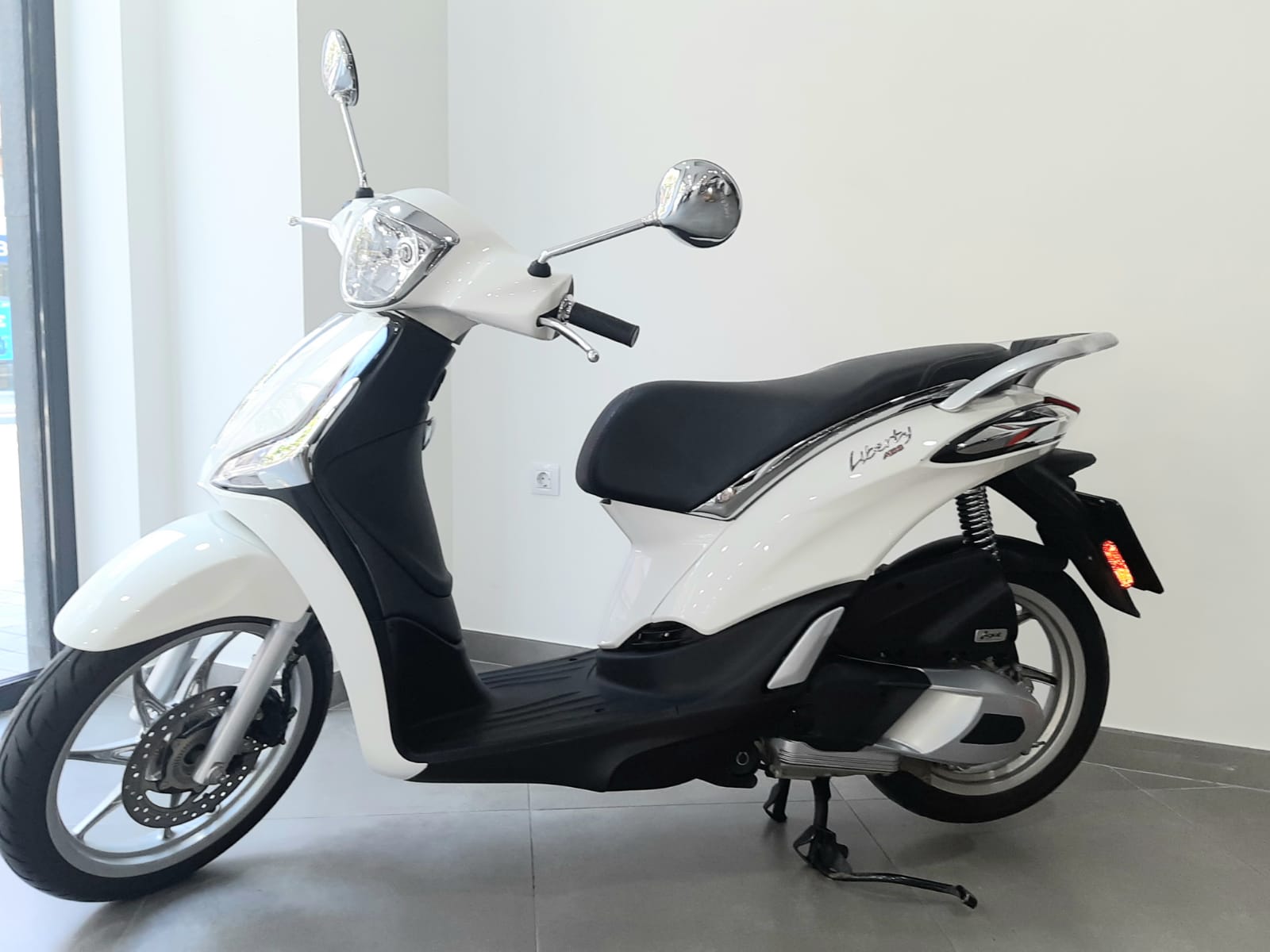 PIAGGIO LIBERTY 125 ABS E4 2019 SEMINUEVA