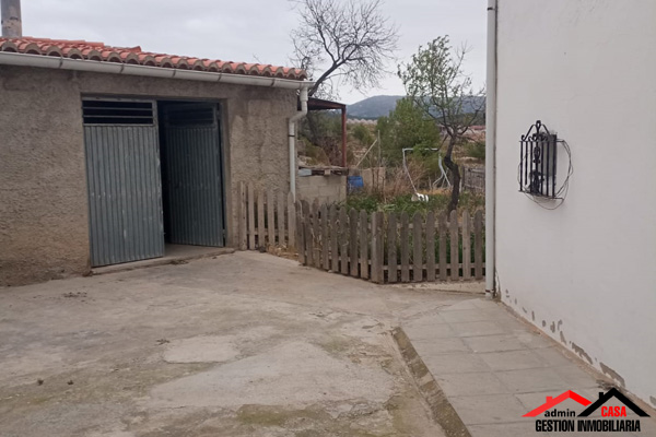 En venta Chalet de 2 plantas y 284 m2 en Viver