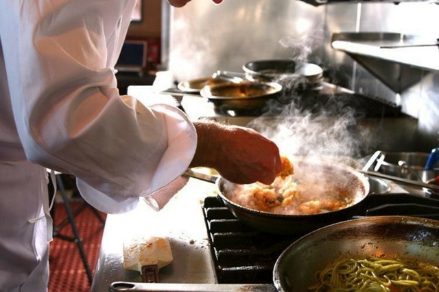 AYUDANTE DE COCINA AVANZADO EN MADRID