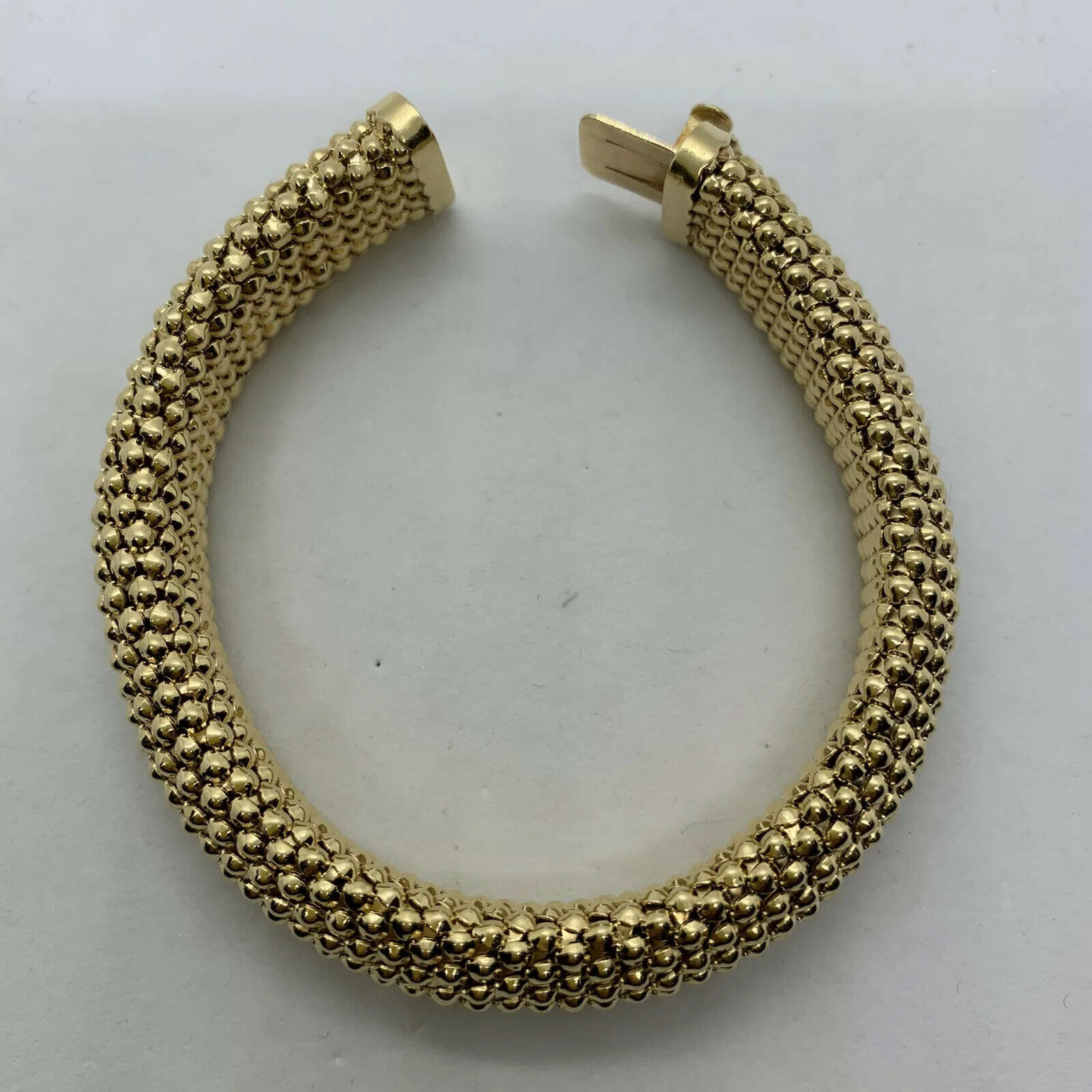 Brazalete de Cadena Curb en Oro Amarillo 18K / Charms